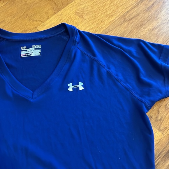 Under Armour‎ tshirt - Picture 2 of 10